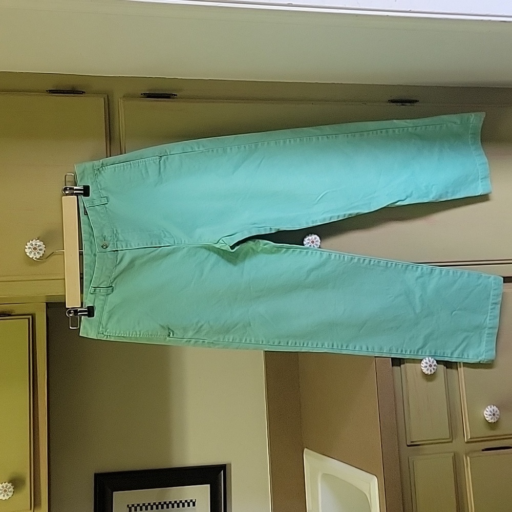 Vineyard Vines sz 18